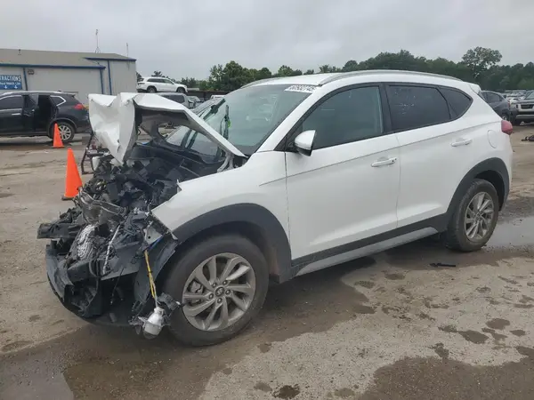 KM8J33A46JU744206 2018 HYUNDAI TUCSON - Image 1