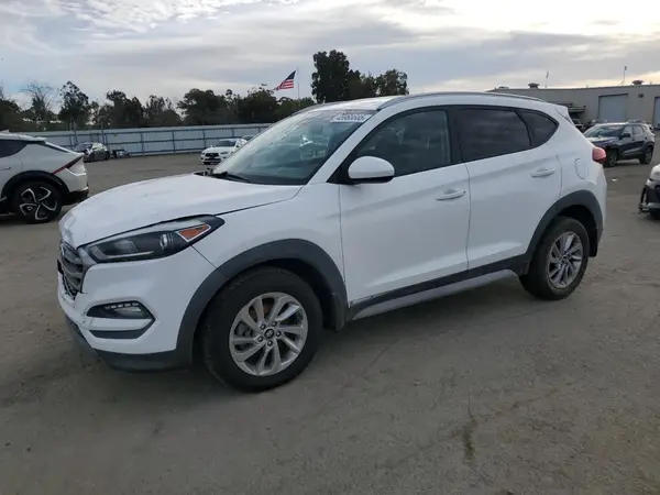 KM8J33A46JU763953 2018 HYUNDAI TUCSON - Image 1