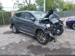 KM8J33A46JU785466 2018 HYUNDAI TUCSON