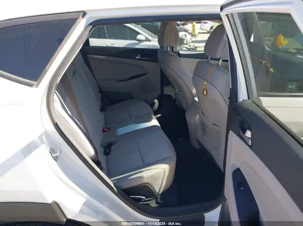 KM8J33A46JU786391 2018 HYUNDAI TUCSON - Image 8