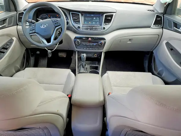 KM8J33A46JU804159 2018 HYUNDAI TUCSON - Image 8