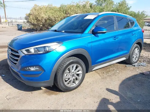 KM8J33A46JU831894 2018 HYUNDAI TUCSON - Image 2