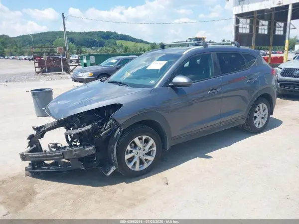 KM8J33A46KU052965 2019 HYUNDAI TUCSON - Image 2