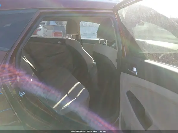 KM8J33A46KU057258 2019 HYUNDAI TUCSON - Image 8