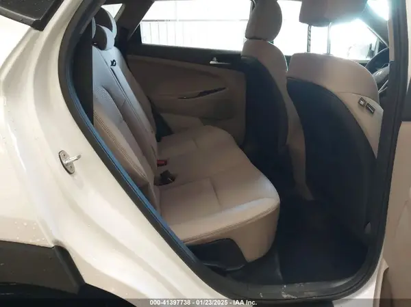 KM8J33A46KU066106 2019 HYUNDAI TUCSON - Image 8