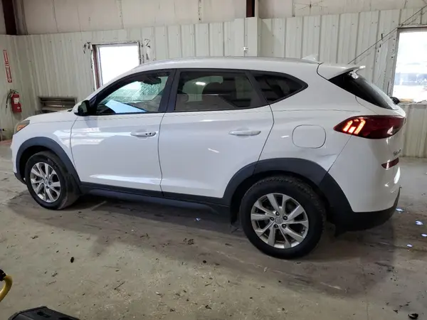 KM8J33A46KU846445 2019 HYUNDAI TUCSON - Image 2