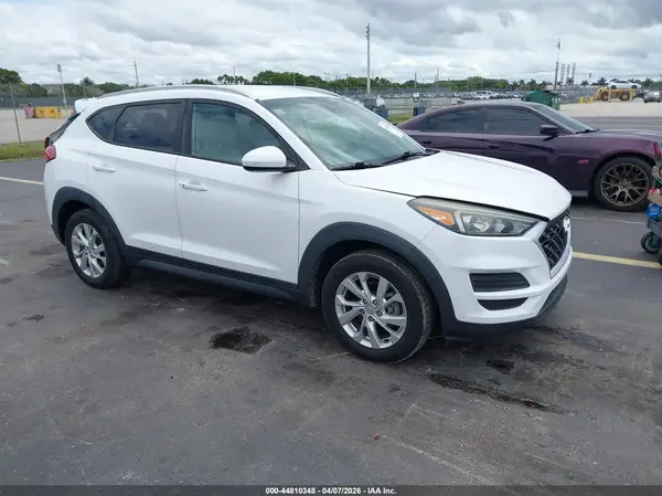 KM8J33A46KU892115 2019 HYUNDAI TUCSON - Image 1
