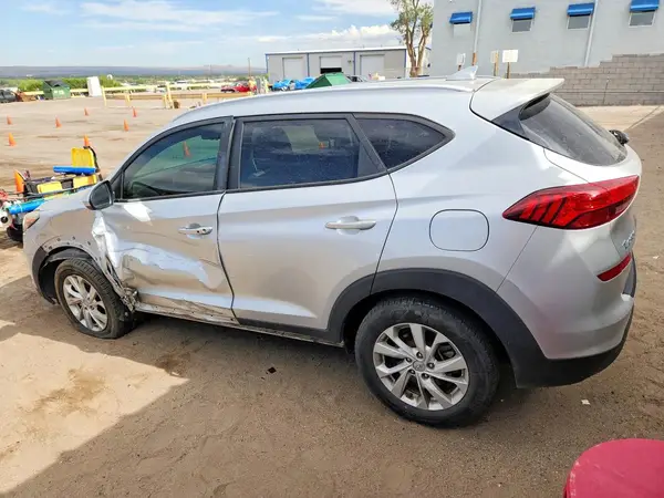 KM8J33A46KU926991 2019 HYUNDAI TUCSON - Image 2