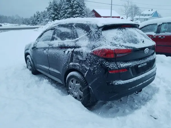 KM8J33A46KU999925 2019 HYUNDAI TUCSON - Image 2