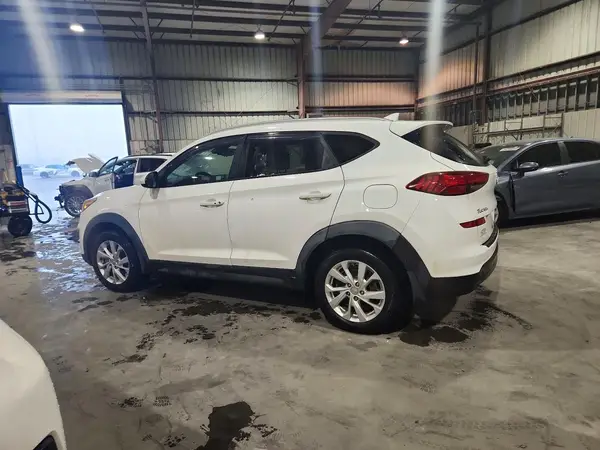 KM8J33A46LU101678 2020 HYUNDAI TUCSON - Image 2