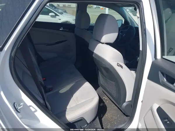KM8J33A46LU114995 2020 HYUNDAI TUCSON - Image 8