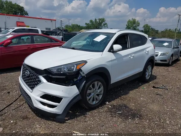 KM8J33A46LU119520 2020 HYUNDAI TUCSON - Image 2