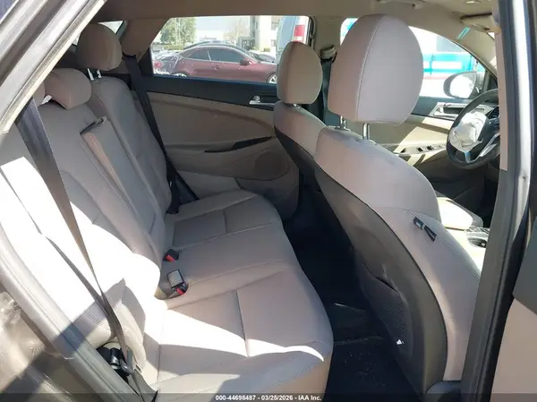 KM8J33A46LU124460 2020 HYUNDAI TUCSON - Image 8
