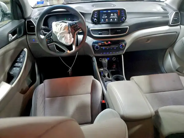 KM8J33A46LU124751 2020 HYUNDAI TUCSON - Image 8