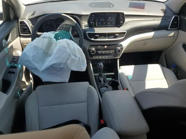 KM8J33A46LU140643 2020 HYUNDAI TUCSON - Image 8