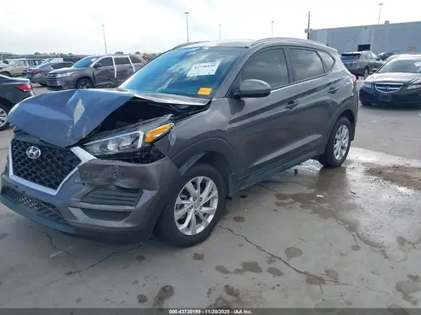 KM8J33A46LU141663 2020 HYUNDAI TUCSON - Image 2