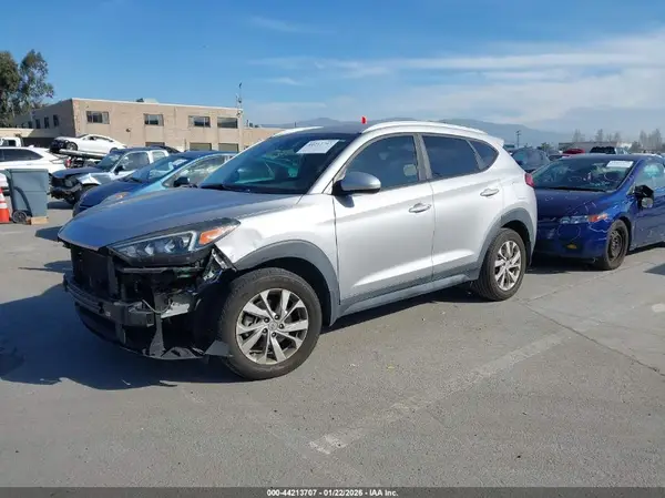 KM8J33A46LU160066 2020 HYUNDAI TUCSON - Image 2