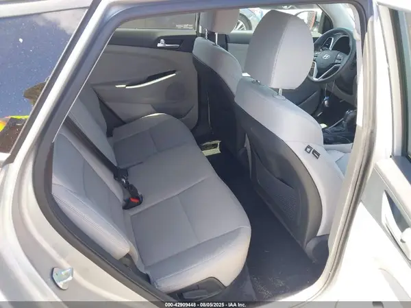 KM8J33A46LU161878 2020 HYUNDAI TUCSON - Image 8