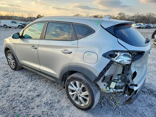 KM8J33A46LU184092 2020 HYUNDAI TUCSON - Image 2