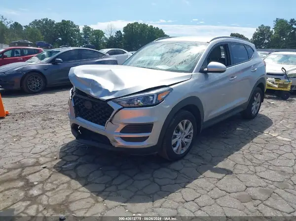 KM8J33A46LU266131 2020 HYUNDAI TUCSON - Image 2