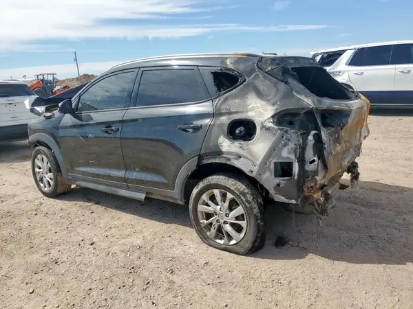 KM8J33A46LU273614 2020 HYUNDAI TUCSON - Image 2