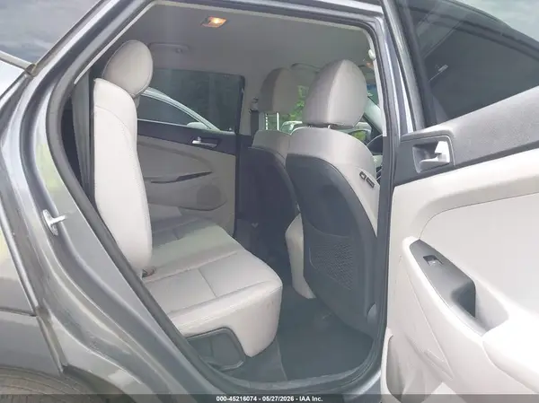 KM8J33A46MU343470 2021 HYUNDAI TUCSON - Image 8