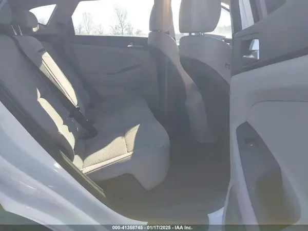 KM8J33A46MU389185 2021 HYUNDAI TUCSON - Image 8
