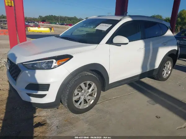 KM8J33A46MU390188 2021 HYUNDAI TUCSON - Image 2