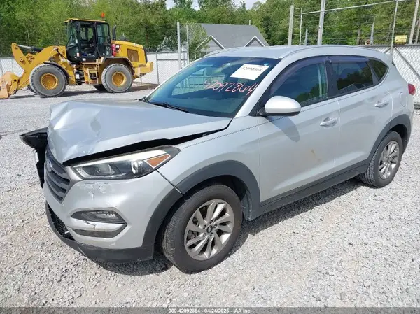 KM8J33A47GU040234 2016 HYUNDAI TUCSON - Image 2