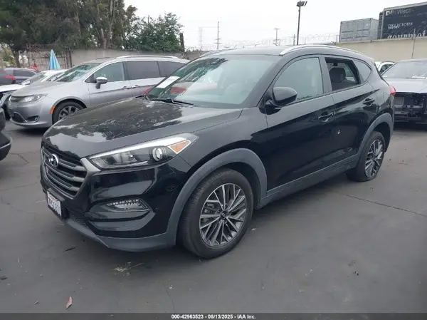 KM8J33A47GU114803 2016 HYUNDAI TUCSON - Image 2