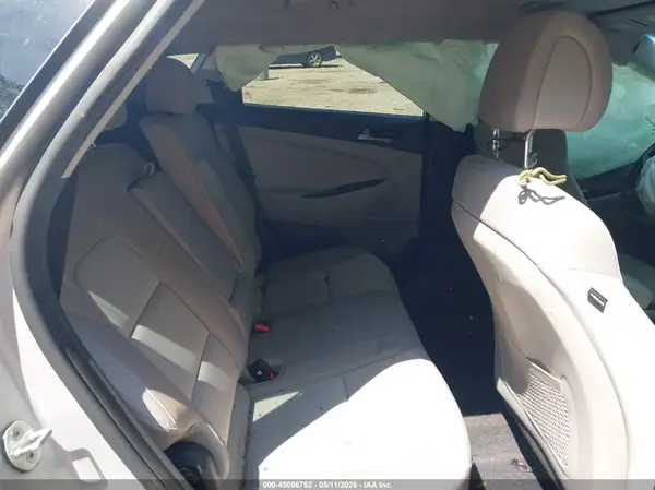 KM8J33A47GU168635 2016 HYUNDAI TUCSON - Image 8