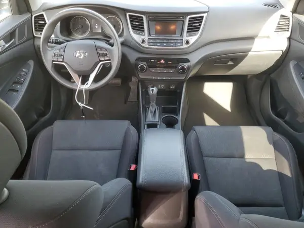 KM8J33A47GU182468 2016 HYUNDAI TUCSON - Image 8