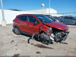 KM8J33A47GU182843 2016 HYUNDAI TUCSON