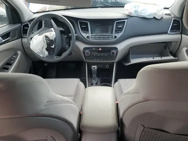 KM8J33A47GU200287 2016 HYUNDAI TUCSON - Image 8