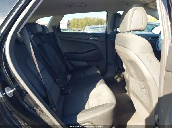 KM8J33A47GU226842 2016 HYUNDAI TUCSON - Image 8