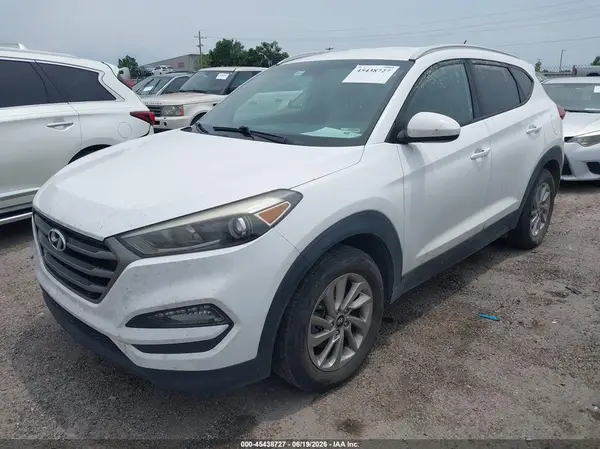 KM8J33A47GU226985 2016 HYUNDAI TUCSON - Image 2