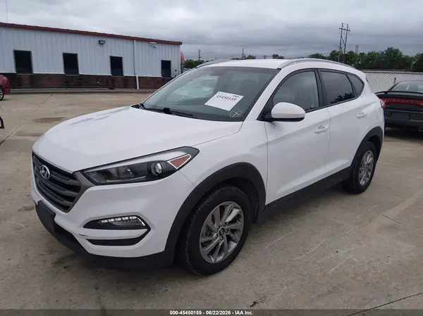 KM8J33A47GU245679 2016 HYUNDAI TUCSON - Image 2