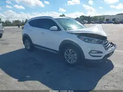 KM8J33A47HU263889 2017 HYUNDAI TUCSON