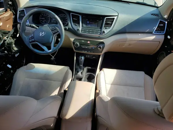 KM8J33A47HU265206 2017 HYUNDAI TUCSON - Image 8