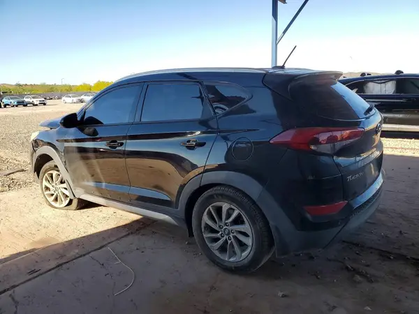 KM8J33A47HU276058 2017 HYUNDAI TUCSON - Image 2