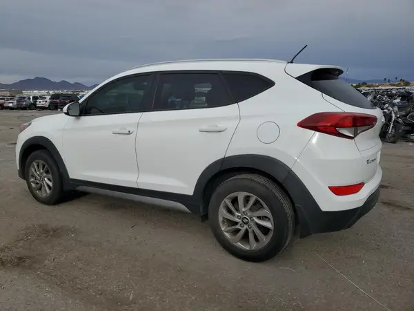 KM8J33A47HU287755 2017 HYUNDAI TUCSON - Image 2