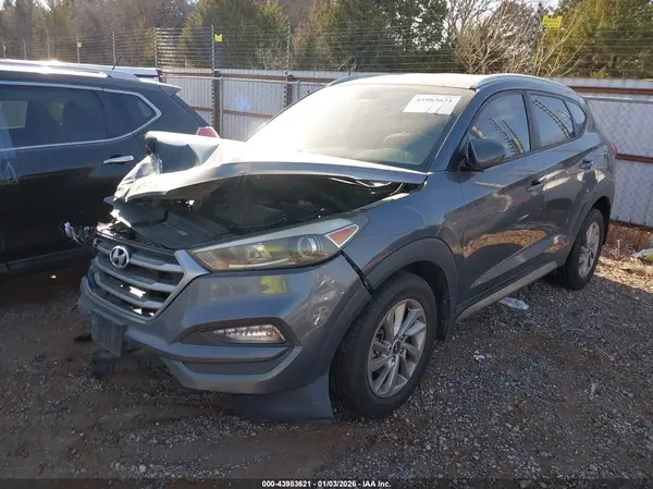 KM8J33A47HU289294 2017 HYUNDAI TUCSON - Image 2