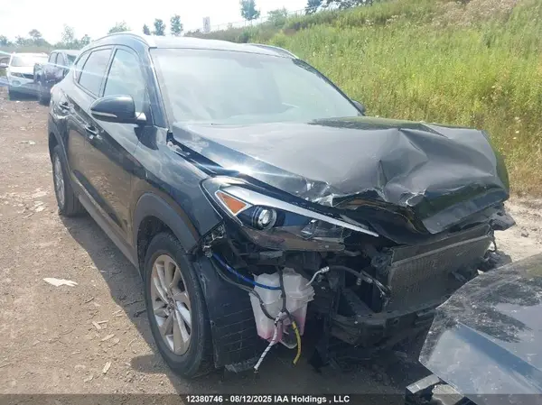 KM8J33A47HU309818 2017 HYUNDAI TUCSON - Image 1
