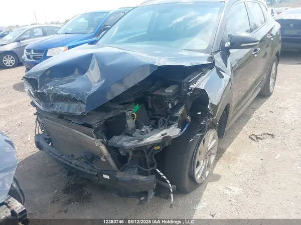 KM8J33A47HU309818 2017 HYUNDAI TUCSON - Image 2