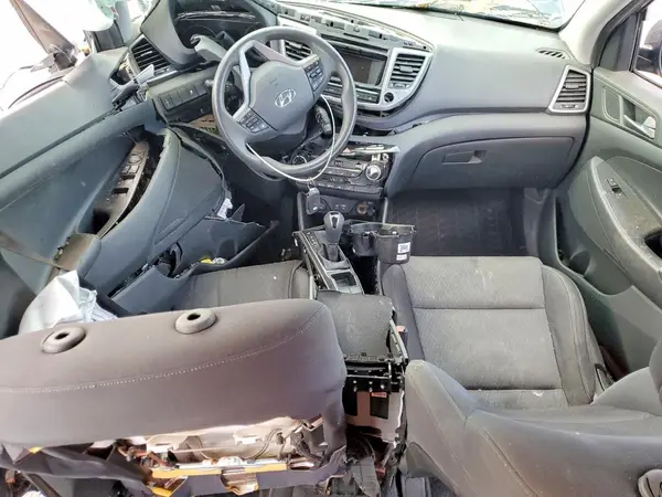 KM8J33A47HU343516 2017 HYUNDAI TUCSON - Image 8