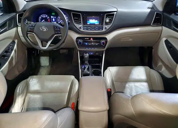 KM8J33A47HU376323 2017 HYUNDAI TUCSON - Image 8