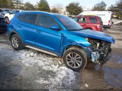 KM8J33A47HU396894 2017 HYUNDAI TUCSON