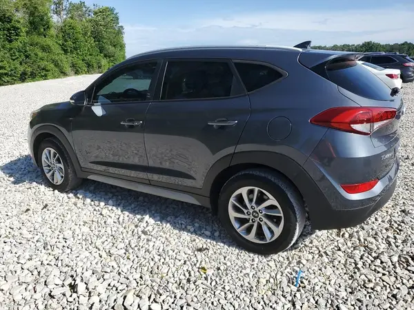 KM8J33A47HU404637 2017 HYUNDAI TUCSON - Image 2