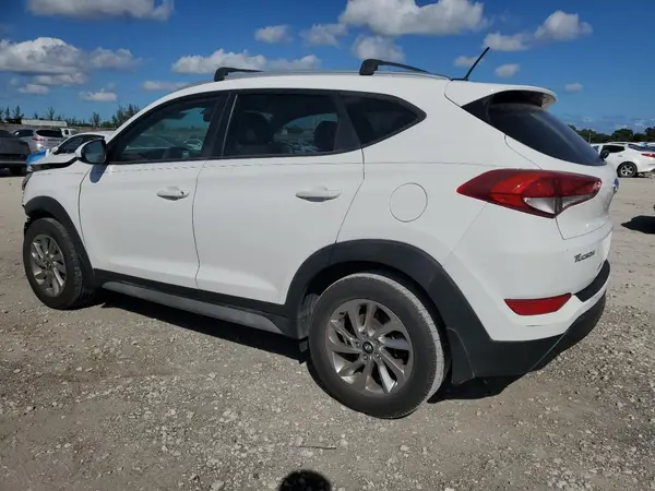 KM8J33A47HU423849 2017 HYUNDAI TUCSON - Image 2