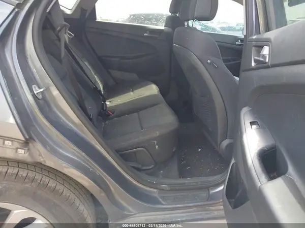 KM8J33A47HU437508 2017 HYUNDAI TUCSON - Image 8